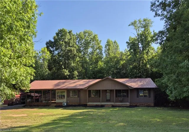 Photo 2 of Single family home for sale at 390 Low Water Brg Rd, Troy, NC 27371 | MLS# 1220406 | Listing updated on 2026-08-17