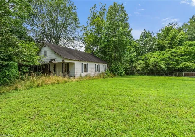 Photo 3 of Sale Pending at 4401 Hines Chapel Rd, Mc Leansville, NC 27301 | MLS# 1184946 | Listing updated on 2026-09-16