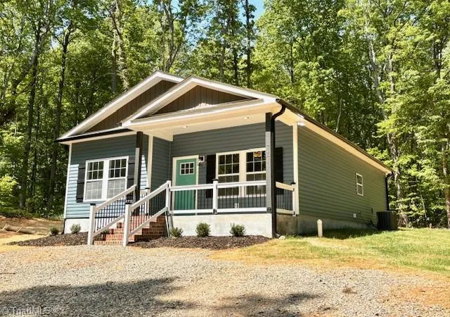 Homes for sale in Pfafftown, NC | 7471 Olin Rd, Pfafftown, NC 27040 | MLS# 1225096