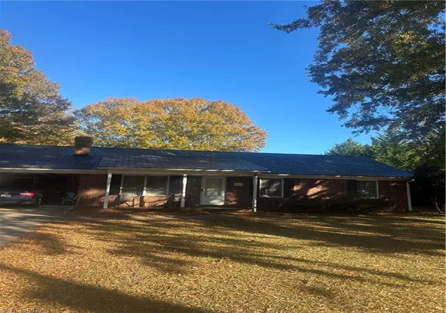 Photo 1 of Sale Pending at 206 Choyce St, Lexington, NC 27295 | MLS# 1201488 | Listing updated on 2025-11-07