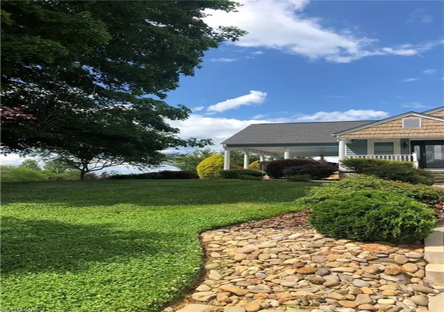 2nd image of 832 Hoover Hill Rd, Asheboro, NC 27205 | MLS# 1206973