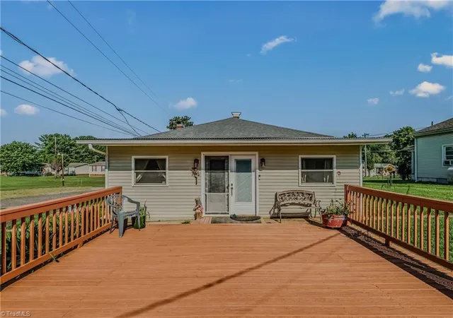 2nd image of 2252 Wards Gap Rd, Mount Airy, NC 27030 | MLS# 1230051