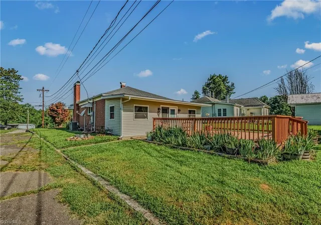 5th image of 2252 Wards Gap Rd, Mount Airy, NC 27030 | MLS# 1230051