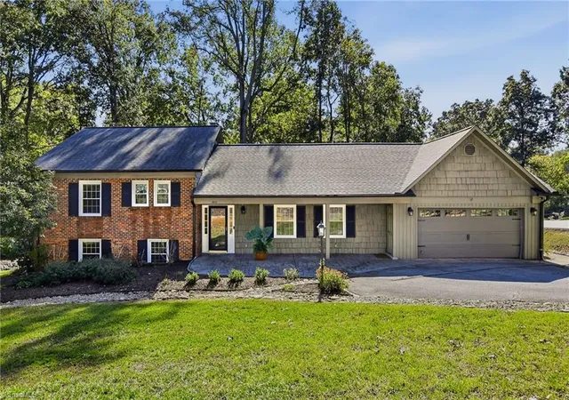 Photo 1 of Sale Pending at 3810 Northriding Rd, Winston Salem, NC 27104 | MLS# 1239137 | Listing updated on 2026-10-20