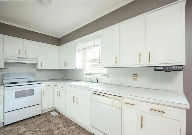 Photo 3 of Single family home for sale at 6214 Weant Rd, Archdale, NC 27263 | MLS# 1233315 | Listing updated on 2026-09-15