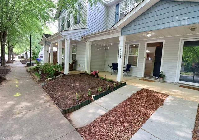 Homes for sale in Huntersville, NC | 12925 Windy Lea Ln #95B, Huntersville, NC 28078 | MLS# 1218422