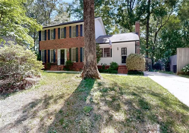 Photo 3 of Single family home for sale at 1711 Scarborough Rd, High Point, NC 27265 | MLS# 1221917 | Listing updated on 2026-09-15