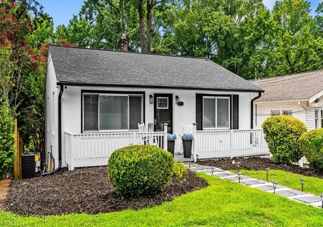 Photo 4 of Single family home for sale at 509 Woodrow Ave, High Point, NC 27262 | MLS# 1229532 | Listing updated on 2026-09-20