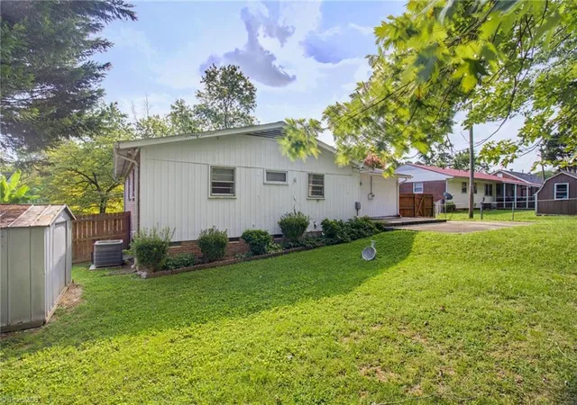Photo 3 of Sale Pending at 4002 Rehobeth Church Rd, Greensboro, NC 27406 | MLS# 1233280 | Listing updated on 2026-09-05