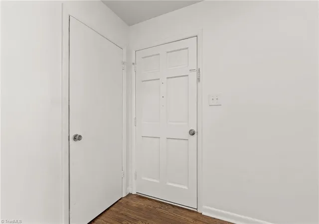 5th image of 410 Parkwood Ave, Winston Salem, NC 27105 | MLS# 1231513