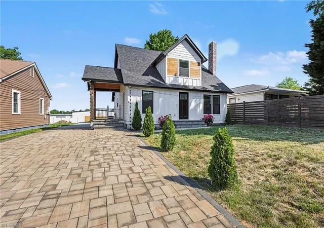 3rd image of 6 E Sunrise Ave, Thomasville, NC 27360 | MLS# 1217330