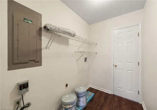 5th image of 1525 Canstaff Dr, Kernersville, NC 27284 | MLS# 1225669