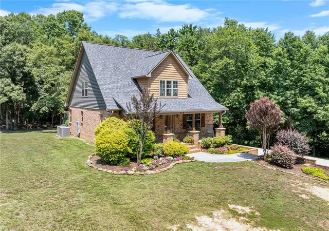 Photo 3 of Single family home for sale at 319 Ebert Farm Rd, Lexington, NC 27295 | MLS# 1225931 | Listing updated on 2026-09-02