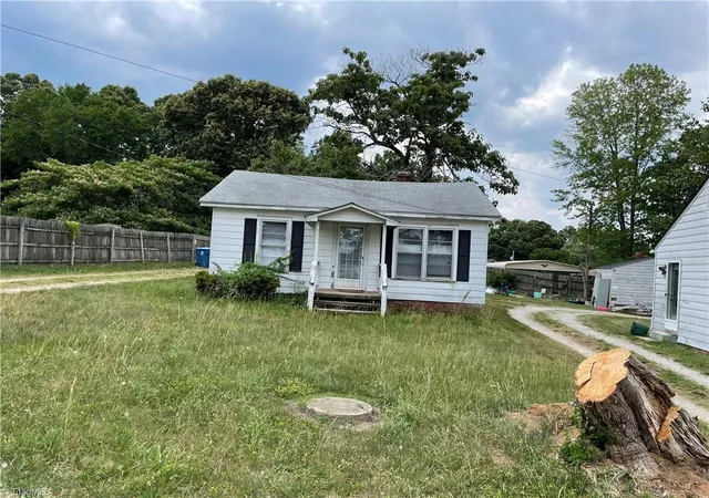 1st image of 4404 Vickrey Chapel Rd, Jamestown, NC 27282 | MLS# 1224301
