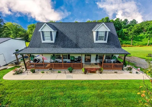 Photo 4 of Sale Pending at 5145 White Plains Rd, Roaring River, NC 28669 | MLS# 1234127 | Listing updated on 2026-09-03