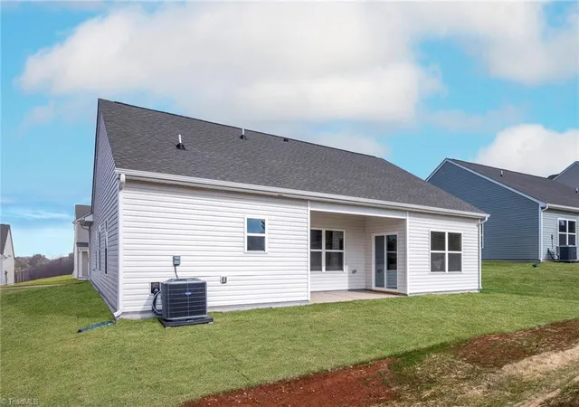 Photo 2 of Single family home for sale at 200 Macintosh Dr, King, NC 27021 | MLS# 1227366 | Listing updated on 2026-09-04