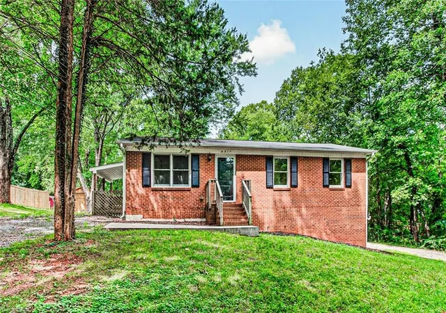 Single family home for sale at 4918 Kaysboro Dr, Winston Salem, NC 27105 | MLS# 1228750