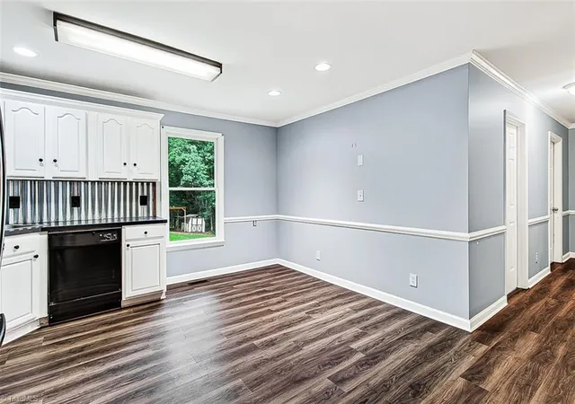 Photo 4 of Single family home for sale at 4918 Kaysboro Dr, Winston Salem, NC 27105 | MLS# 1228750 | Listing updated on 2026-10-08