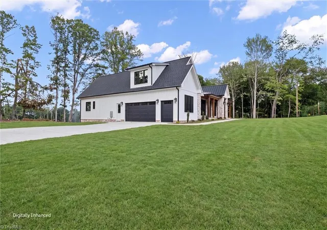 3rd image of 765 Golf Course Rd, Pilot Mountain, NC 27041 | MLS# 1227530