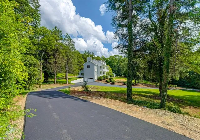 47th image of 3732 Kaismore Ct, Winston Salem, NC 27106 | MLS# 1230443