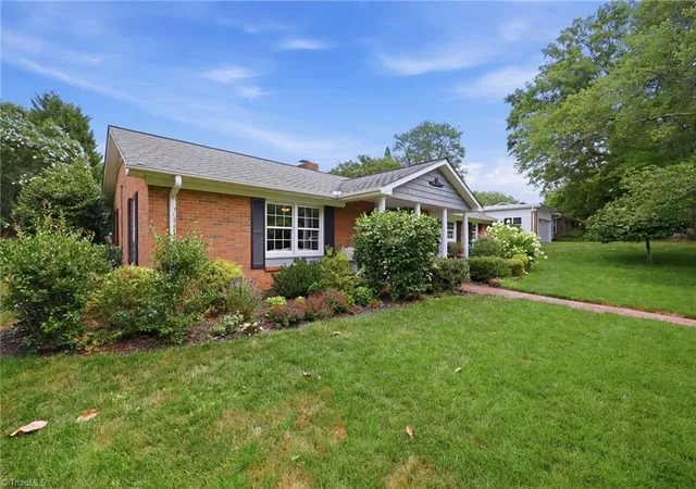 4th image of 1025 Oaklawn Ave, Winston Salem, NC 27104 | MLS# 1226651