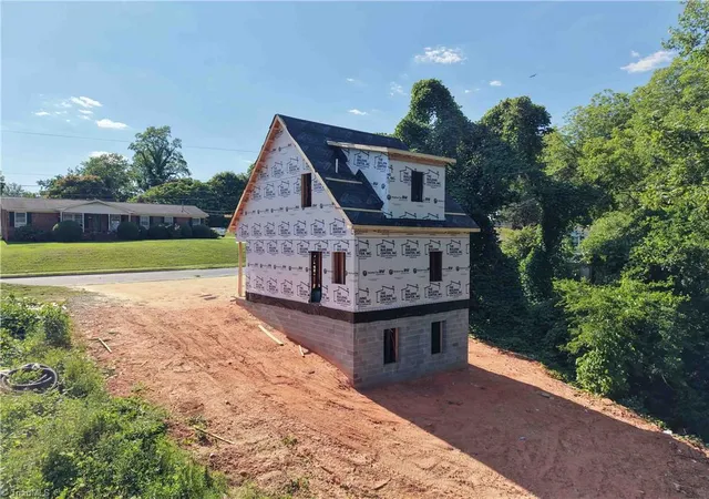 4th image of 500 Loach St, Asheboro, NC 27203 | MLS# 1223450