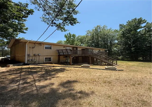Listing Photo 5 - Condo for sale in building located at 1893 Mount Carmel Church Rd, Reidsville, NC 27320