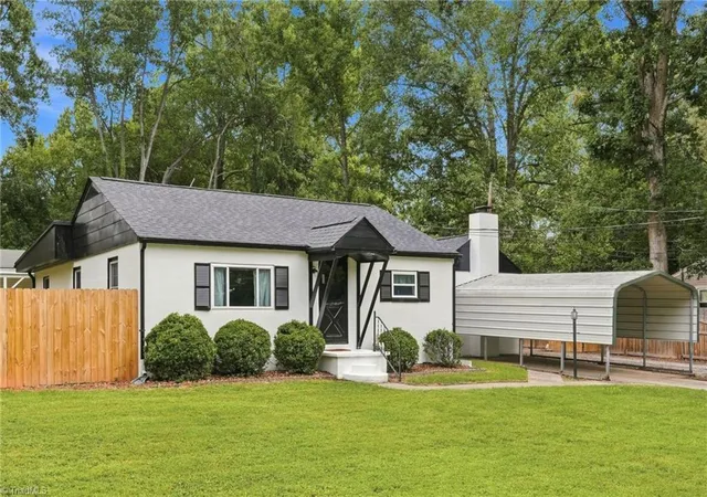 2nd image of 3920 Daye Dr, Greensboro, NC 27407 | MLS# 1231026