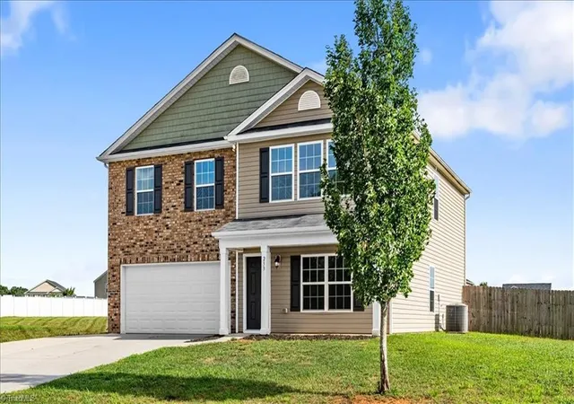 Photo 3 of Single family home for sale at 233 Mckenzie Ct #27, Lexington, NC 27295 | MLS# 1228815 | Listing updated on 2026-08-31