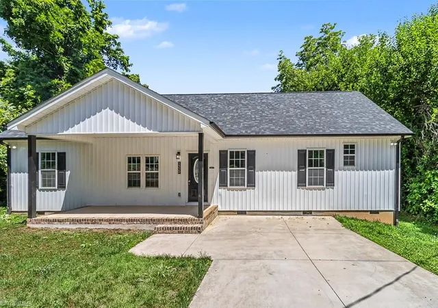 1st image of 1329 Belleauwood St, Winston Salem, NC 27107 | MLS# 1230233