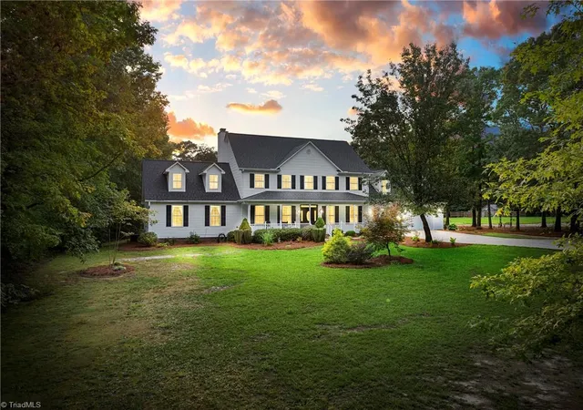 Photo 2 of Sale Pending at 7233 Ridge Rd, Lexington, NC 27295 | MLS# 1228967 | Listing updated on 2026-08-17