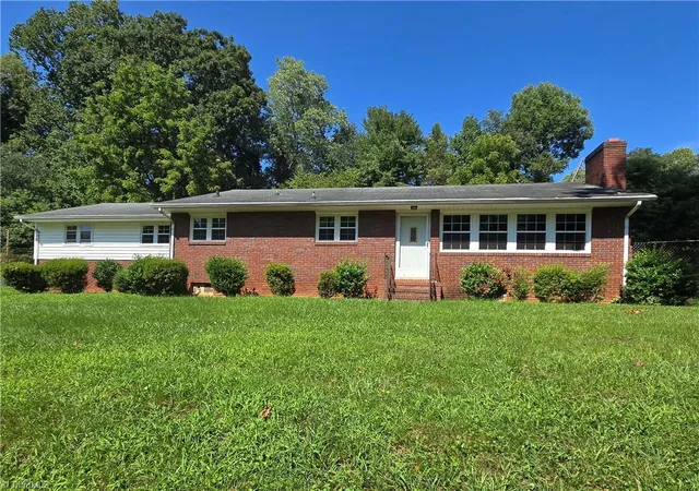 Photo 1 of Single family home for sale at 5167 N Cherry St, Winston Salem, NC 27105 | MLS# 1233308 | Listing updated on 2026-09-17