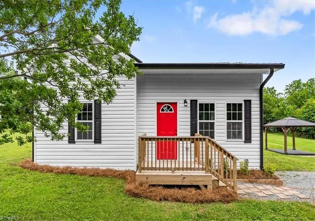 Homes for sale in Denton, NC | 354 Anderson St, Denton, NC 27239 | MLS# 1223292