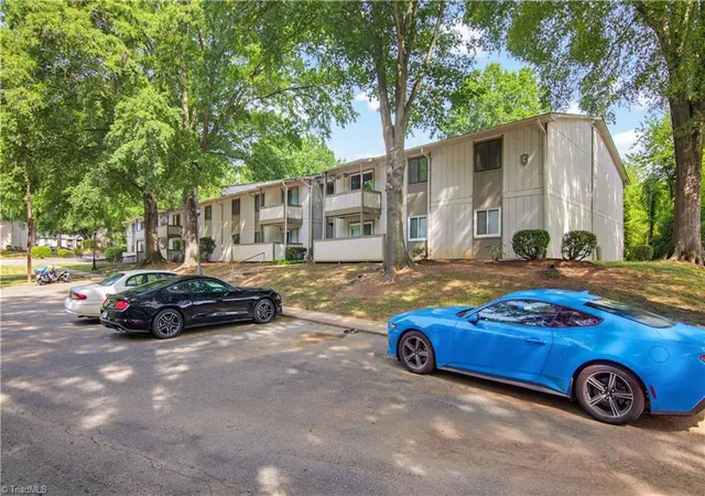 Photo 3 of Single family home for sale at 2235 Sunderland Rd #105C, Winston Salem, NC 27103 | MLS# 1227434 | Listing updated on 2026-09-17