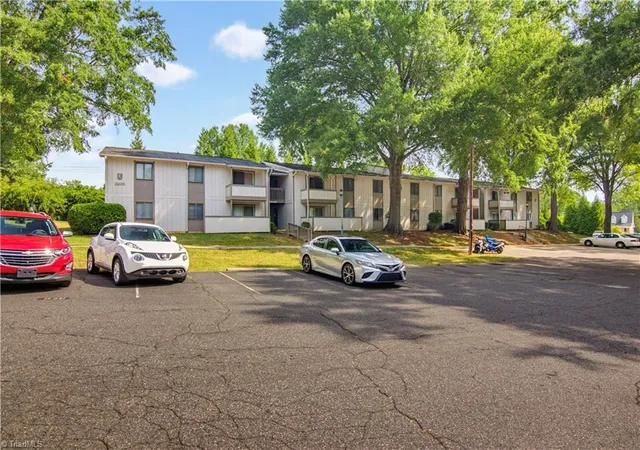 Photo 3 of Single family home for sale at 2235 Sunderland Rd #105C, Winston Salem, NC 27103 | MLS# 1227434 | Listing updated on 2026-09-17