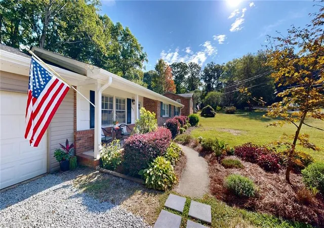 Photo 2 of Sale Pending at 9477 Morton Dr, Kernersville, NC 27284 | MLS# 1227262 | Listing updated on 2026-08-19