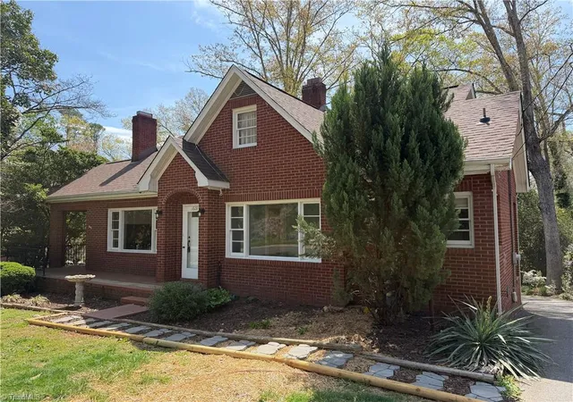 2nd image of 1631 Maple Ave, Albemarle, NC 28001 | MLS# 1233097