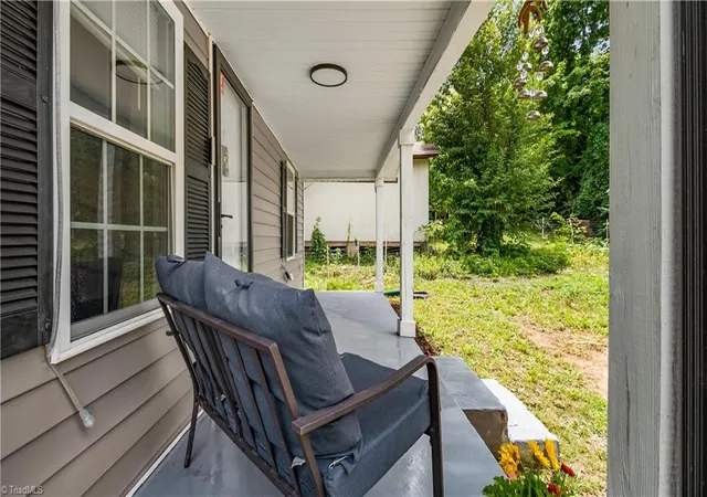 Photo 4 of Single family home for sale at 1111 Brentwood St, High Point, NC 27260 | MLS# 1226240 | Listing updated on 2026-09-05