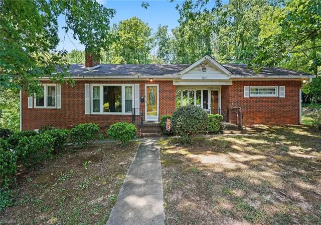 1st image of 807 E Salisbury St, Asheboro, NC 27203 | MLS# 1226636