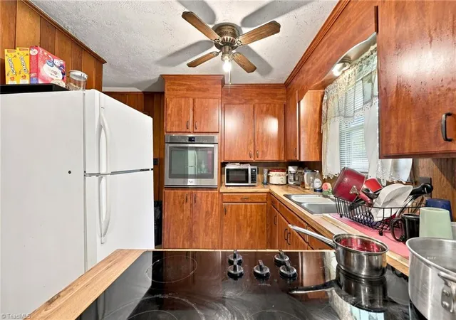 Photo 4 of Single family home for sale at 5354 Sunrise Ter, Winston Salem, NC 27105 | MLS# 1229906 | Listing updated on 2026-08-06