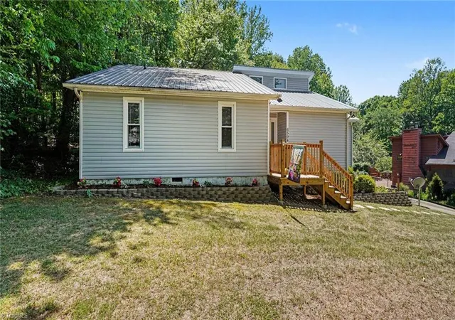 4th image of 6594 Riverwood Rd, Walkertown, NC 27051 | MLS# 1224896