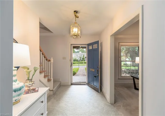 2nd image of 1907 Pembroke Rd, Greensboro, NC 27408 | MLS# 1144349