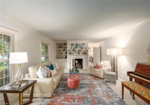 3rd image of 1907 Pembroke Rd, Greensboro, NC 27408 | MLS# 1144349