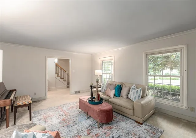 4th image of 1907 Pembroke Rd, Greensboro, NC 27408 | MLS# 1144349