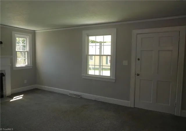 Photo 3 of Single family home for sale at 11 Hilton Dr, Winston Salem, NC 27127 | MLS# 1231568 | Listing updated on 2026-10-05