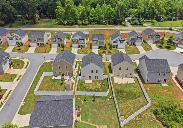 Photo 3 of Single family home for sale at 4011 Bobtail Ct, Greensboro, NC 27301 | MLS# 1227106 | Listing updated on 2026-09-14