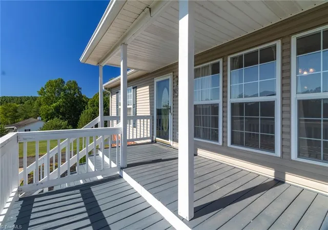 5th image of 1055 Josephs Ln, Pinnacle, NC 27043 | MLS# 1229408