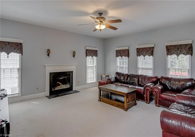 5th image of 3405 Peninsula Dr, Jamestown, NC 27282 | MLS# 1208066