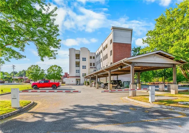 18th image of 1111 S Marshall St #364, Winston Salem, NC 27101 | MLS# 1217011