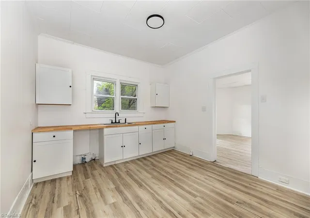 Photo 3 of Sale Pending at 1524 E 14th Street, Winston Salem, NC 27105 | MLS# 1204462 | Listing updated on 2026-06-04